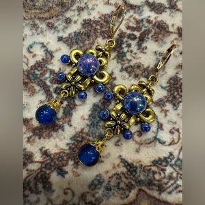 New Vintage-style Elegant Gold and Blue Dangle Earrings